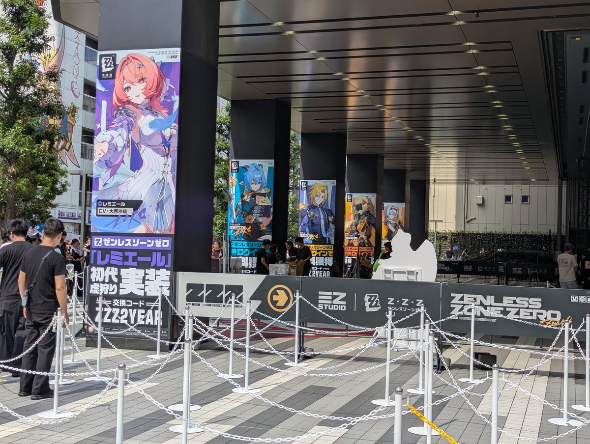 zsyama's tweet photo. ここは秋葉原
#RideLikeAHero #ゼンゼロ2周年イベント https://t.co/W8B2EPts4E