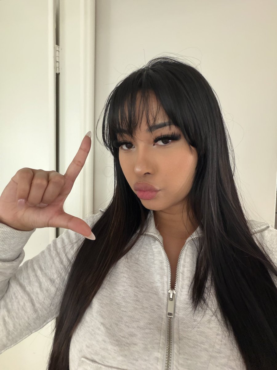 ParadiseofRiri's tweet photo. Rise and shine losers time for  another pathetic day of being a beta man https://t.co/aiX9ezRtpd