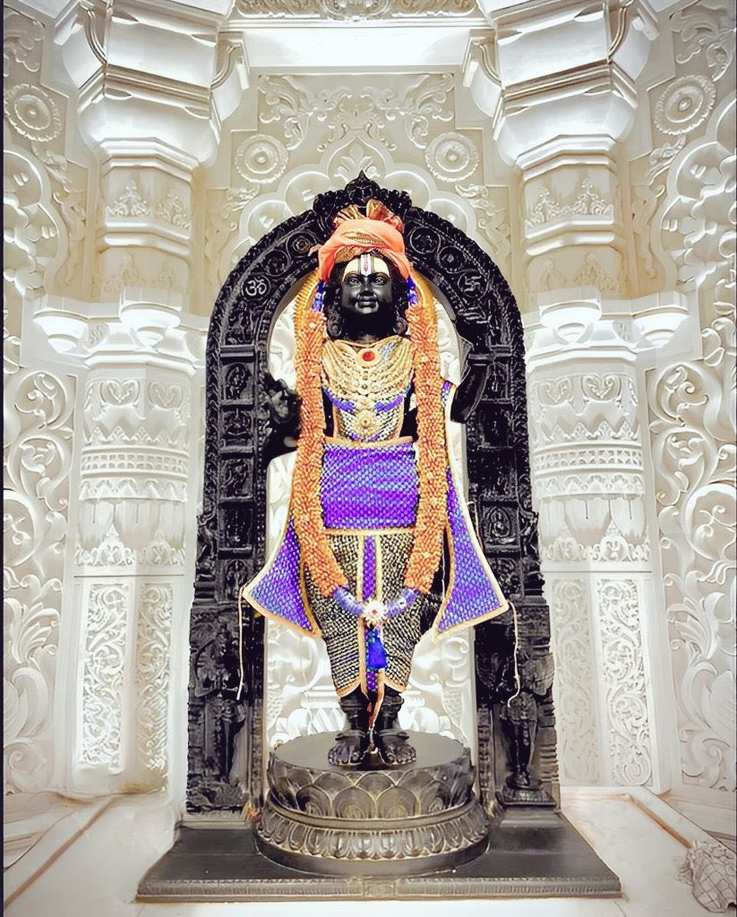 izeennatrana's tweet photo. जय श्रीराम 🙏💐🚩 https://t.co/IMEGdI5eYz