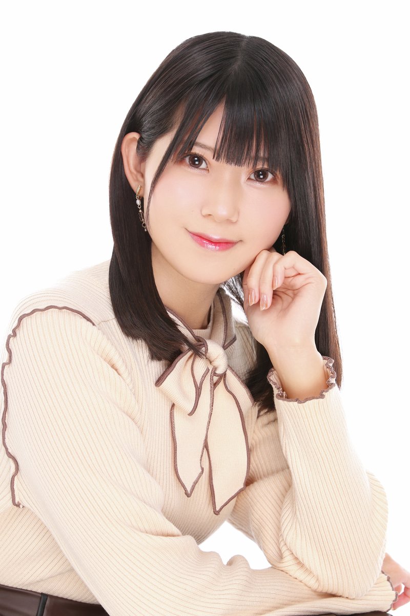 FDA_fujidream's tweet photo. 【飯田ヒカルさん（霧島レイ役）】
フジドリームエアラインズ『ユピテル羽衣6号』にて、
機内音声を担当させていただきました、霧島レイ役の飯田ヒカルです。

まさか空の上でレイちゃんの声をお届けできるなんて、とっても幸せです…！
羽衣6をまだ知らない方にも、この機会にぜひ知っていただけたら嬉しいです！

皆様の空の旅が、素敵なものになりますように。

#FDA #ユピテル #羽衣6 #霧島レイ
@Iida_Hikaru_828