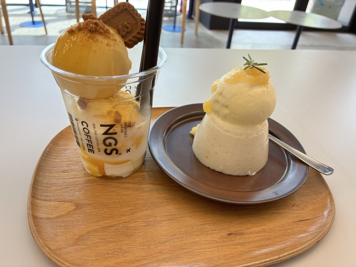 taketake_8_'s tweet photo. 今日からの新商品、桃プリン🍮
夏らしい爽やかなお味です✨
マンゴーアフォガートも安定の美味しさ🍨
#NGSCOFFEE https://t.co/vVLhHtAzG0
