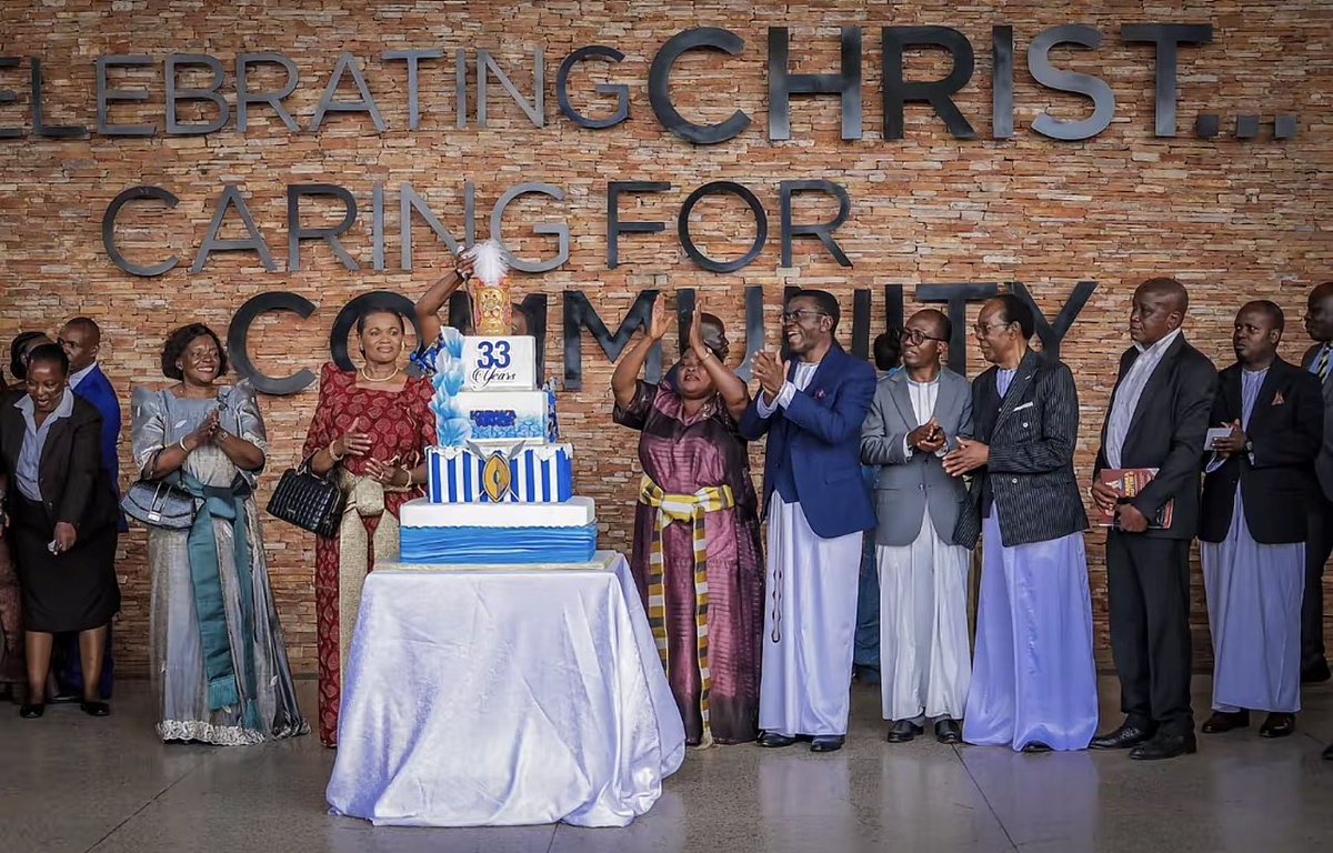 naalya_schools's tweet photo. Naalya Secondary School Bweyogerere campus joins Buganda Kingdom at Watoto church as we mark 33 years of a successful Reign of His Majesty Ronald Muwenda Mutebi II. https://t.co/9HaJmqdPS0