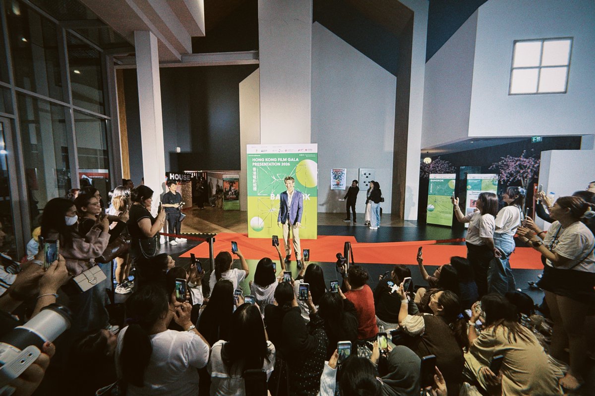 Build_FamilyFC's tweet photo. ขอบคุณงาน Hong Kong Film Gala Presentation 2026 ที่มอบโอกาสดี ๆ และประสบการณ์ที่น่าประทับใจให้กับพี่บิวนะคะ 💙✨

ขอบคุณแฟน ๆ ทุกคนที่มาร่วมให้กำลังใจพี่บิวถึงหน้างาน และขอบคุณทุกคนที่คอยส่งแรงเชียร์ผ่านทางออนไลน์ ความรักและการสนับสนุนของทุกคนมีความหมายกับพี่บิวเสมอ💙🫶🏻

แล้วพบกันใหม่ในงานหน้านะคะ 🫶🏻

BUILD AT HK FILM GALA

Thank you to Hong Kong Film Gala Presentation 2026 for giving Build such a wonderful opportunity and an unforgettable experience. 💙✨

A heartfelt thank you to everyone who came to support Build at the venue, and to everyone cheering from around the world online. Your love and support always mean so much.

See you at the next event! 🫶🏻

BUILD AT HK FILM GALA

#HKFilmGalaPresentation2026

#BuildJakapan @JakeB4rever 
#Beyourluve