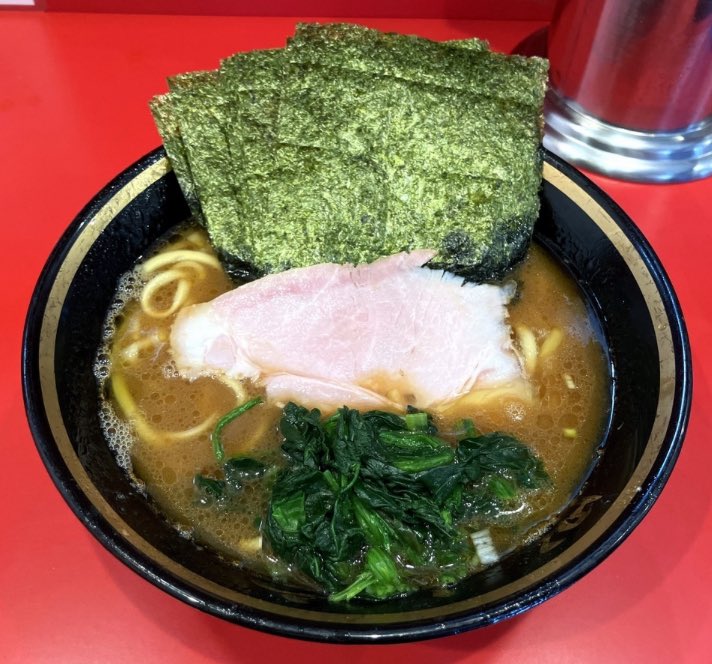 8Nonakaya's tweet photo. 練馬の八代目野中家です

週末の金・土曜は
27:00(翌3:00)までの
通し営業となります🈺

練馬駅周辺にお越しの際は
ぜひお立ち寄りください😊

涼しく快適な店内で
濃厚&amp;熱々の一杯を‼️

ライスも150円食べ放題🍚
裏ガッパ無料😍

本日もご来店お待ちしております🙇

#八代目野中家
#家系ラーメン https://t.co/oRQlacq6O8