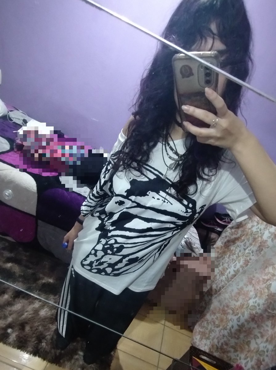 laranjubaaa's tweet photo. Ta podendo será? https://t.co/7G9S4Soudr