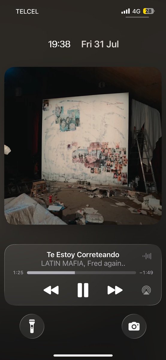 everyoneluvs_v's tweet photo. te pensé cada segundo de la canción https://t.co/BxHgVrMOqg