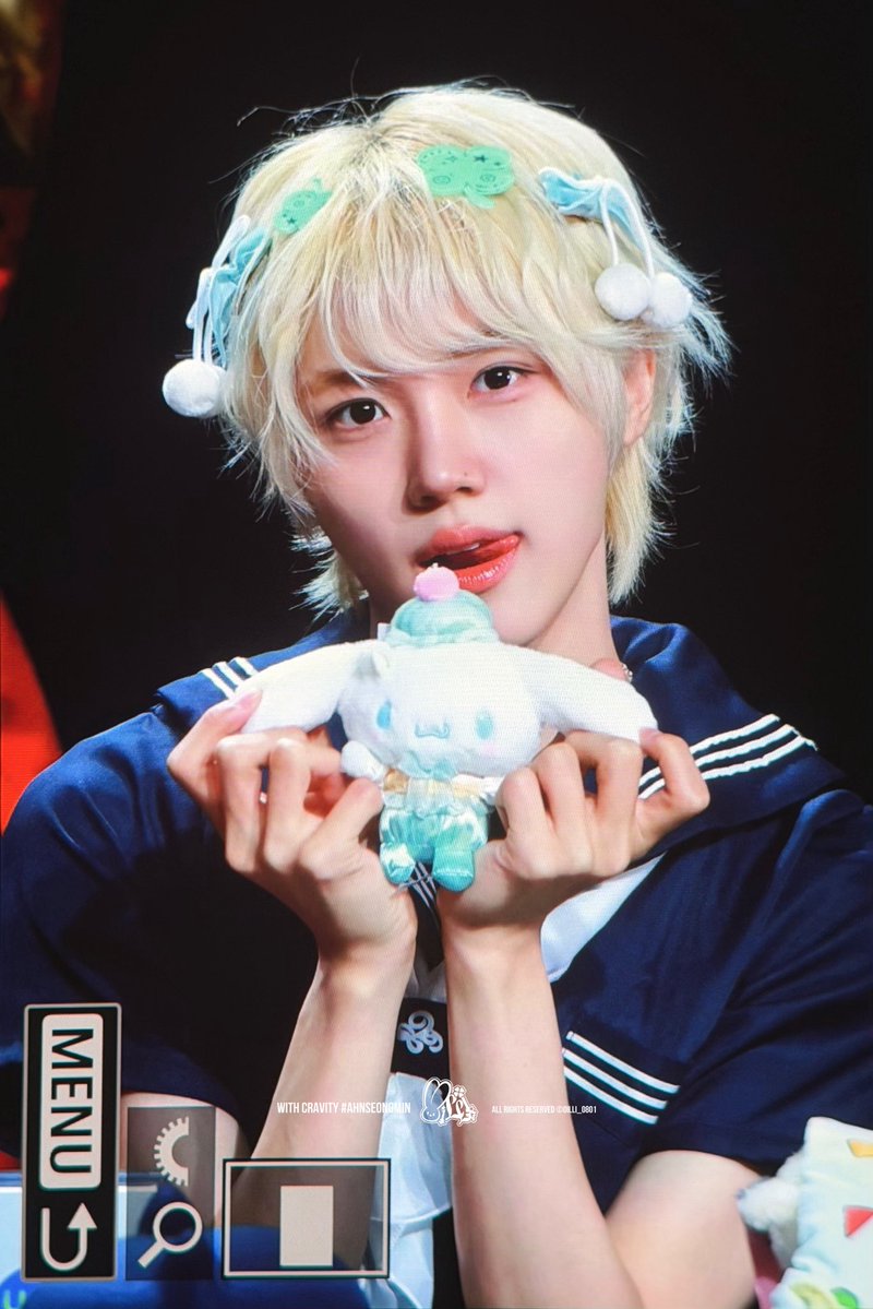 𝐎𝐈𝐋𝐋𝐈🐰 tweet media