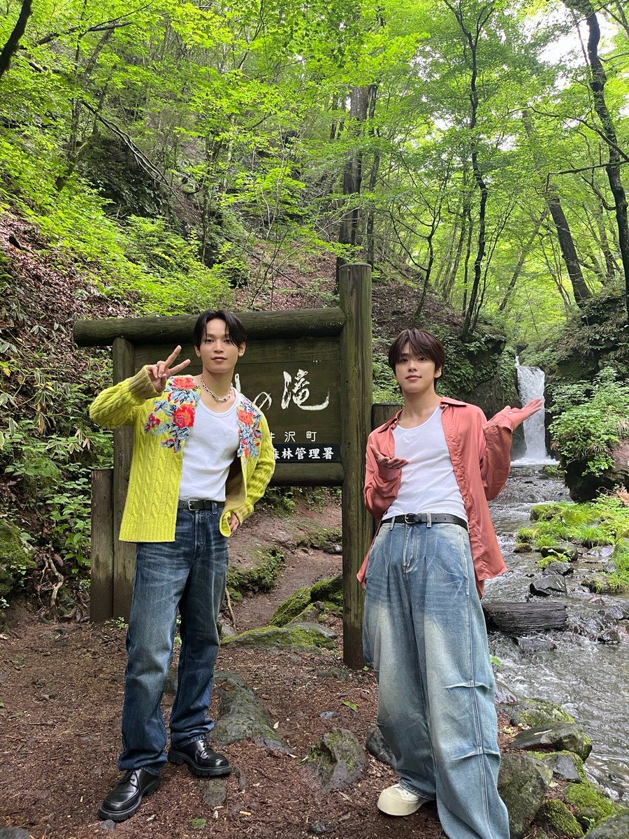 maachiFan's tweet photo. 軽井沢旅、ケムリさんとのわいわい楽しいが終わった後、よなじゅん2人になった途端すごい緩くてふわふわになって仲良さが滲み出てた笑 https://t.co/Q12fdQYjxG