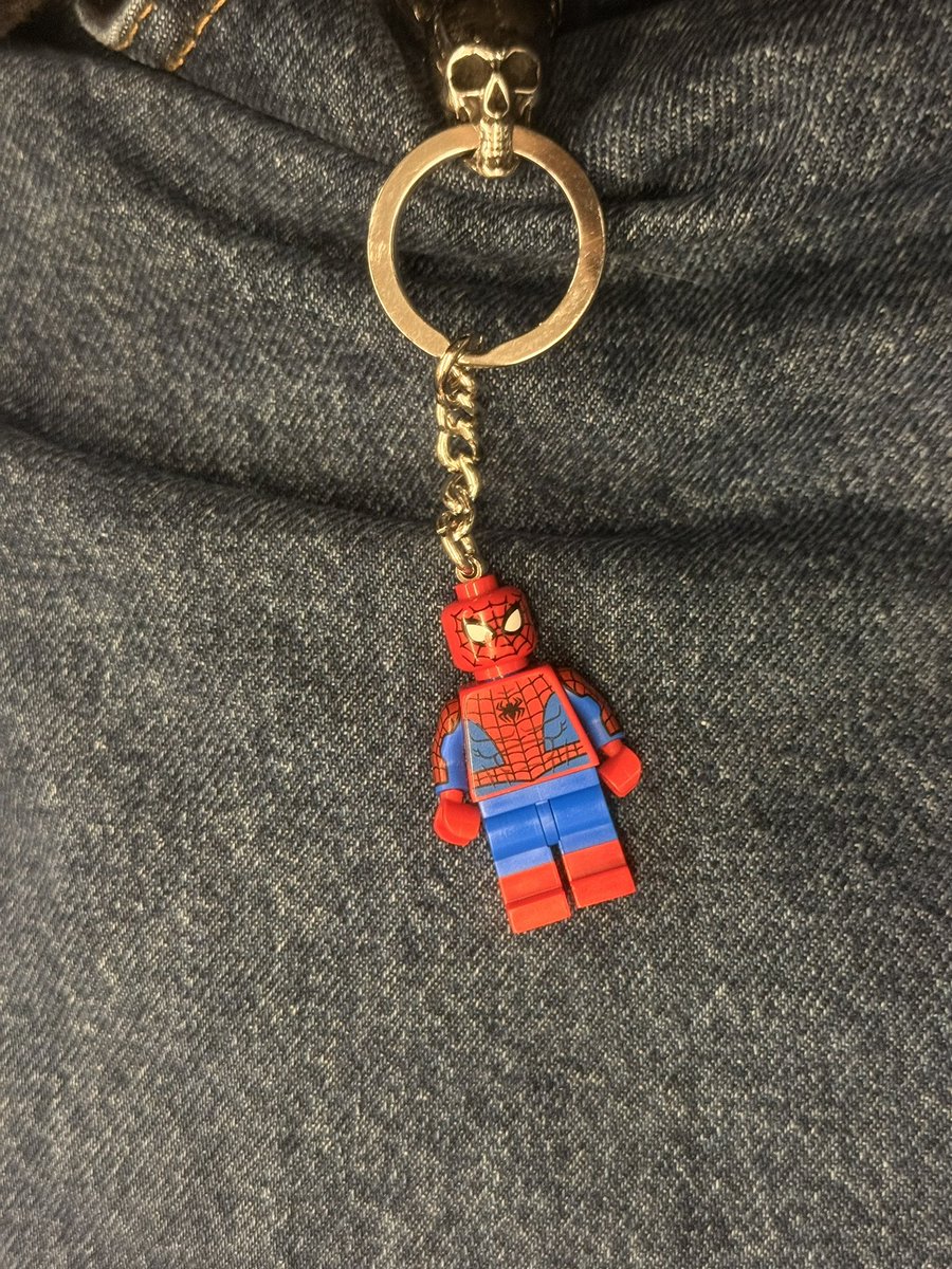cyberw0rm_'s tweet photo. i love spiderman yay :3 https://t.co/QyIrockG6g