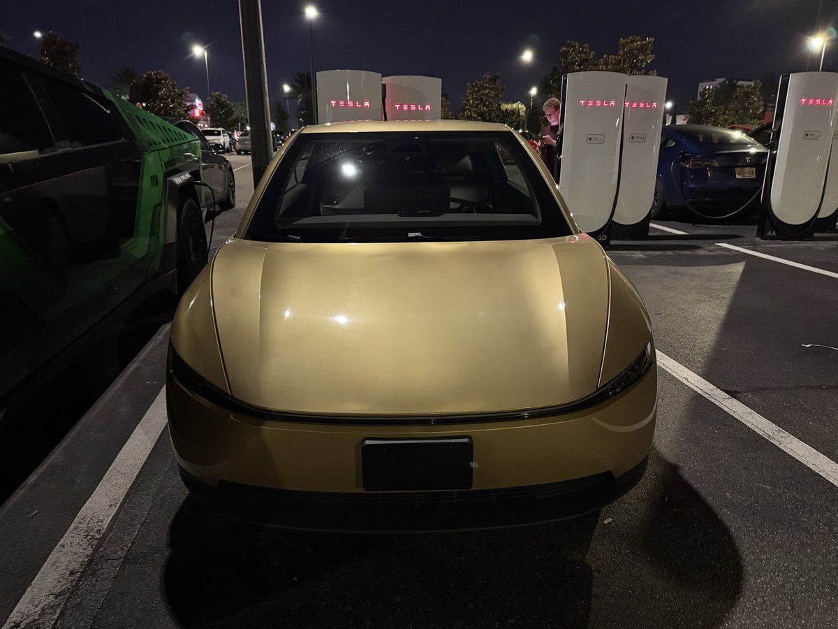 pedrot's tweet photo. Tesla Robotaxi with steering yoke spotted at Orlando Supercharger. #Tesla #Robotaxi https://t.co/xJuguucsZh