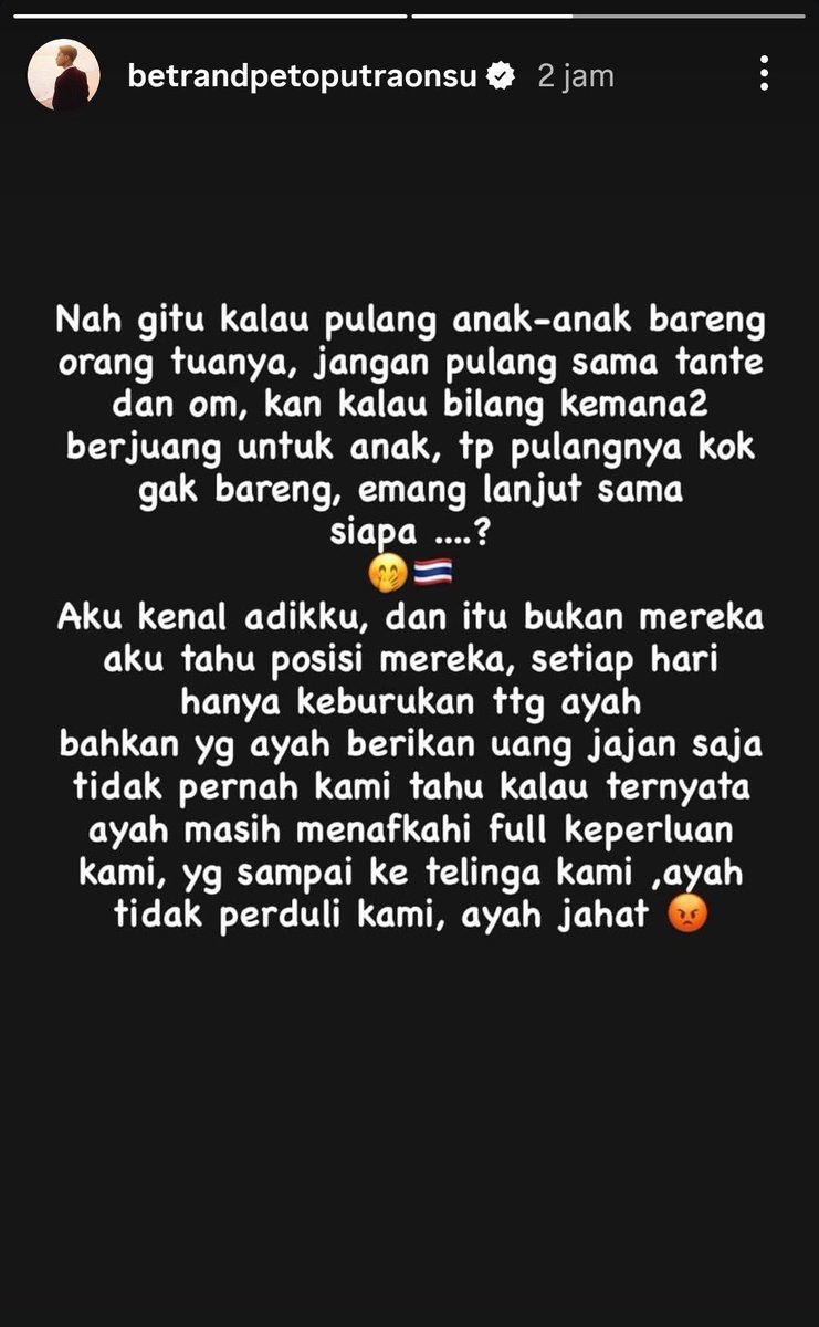 Uniliswara0's tweet photo. Kata sarwendah, setelah onyo hadir di keluarga mereka, kedua putrinya dibawa ke psikolog..

Kok ada omongan kek gini ya, apa karena onyo bongkar borok2 si S dan keluarganya, bahkan kata onyo mereka ada ngancem² keluarga onyo di NTT lho 😭 https://t.co/4p0RUBMENI