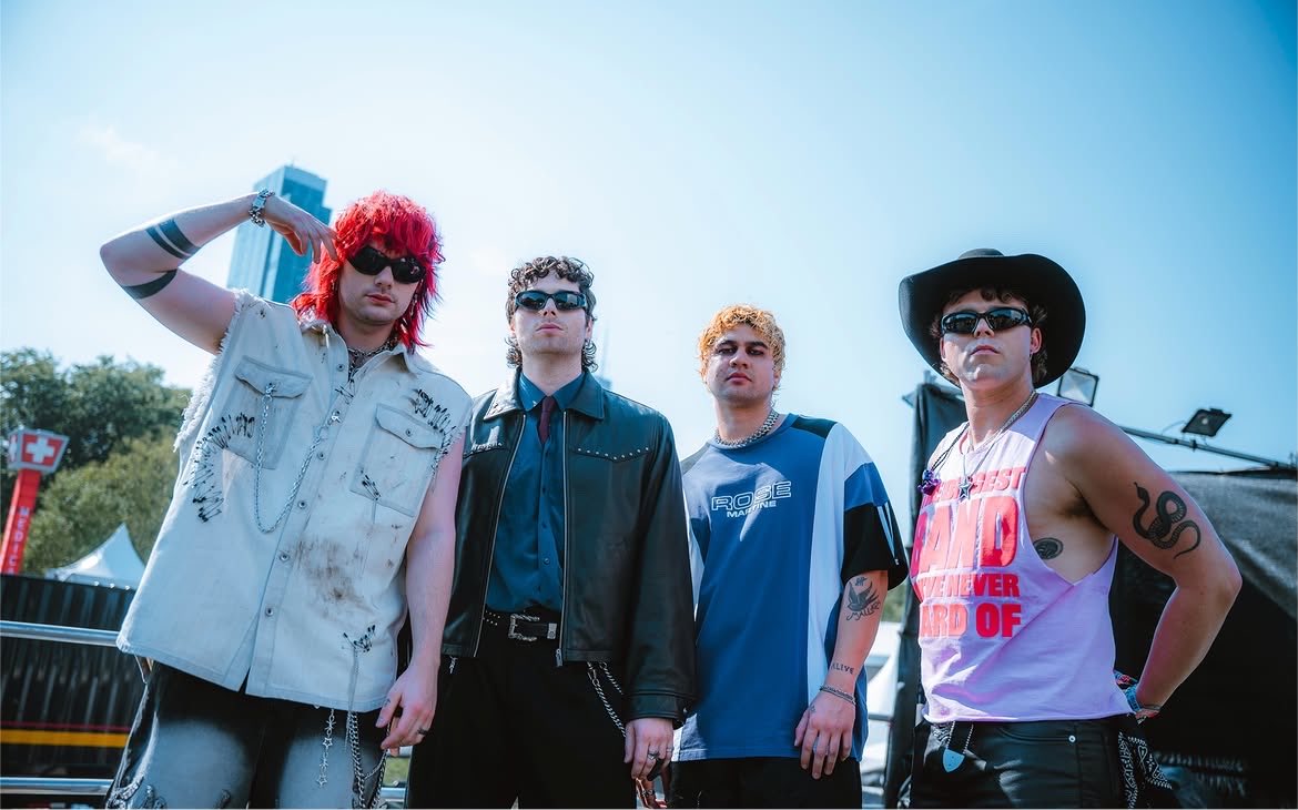 lrhsources's tweet photo. 5SOS for @RollingStone! ⭐️ https://t.co/miKQUoLbvl