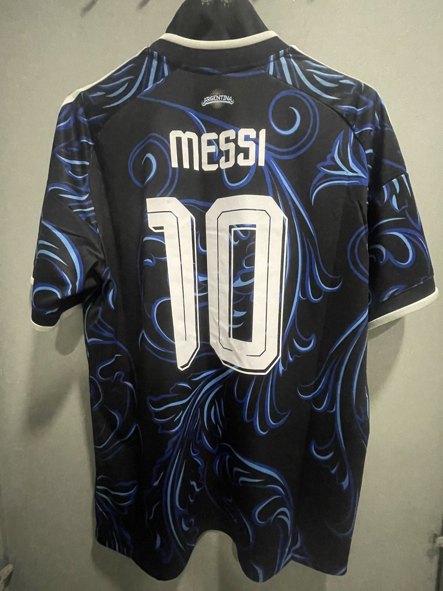 LafisyaPutra's tweet photo. #jersey4sale 
Liverpool h 25/26
XL,bnwt
Nns remake hk
800k

Liverpool 3rd 25/26
L,bnwt
500k

Mexico h 26
M XL,bnwt
950k

Argentina a 26
L,bnwt
Nns ori
1.750k

Minat dm / rekber oke

@Jerseyforum @NangorianSports https://t.co/PV0kWkQUm9