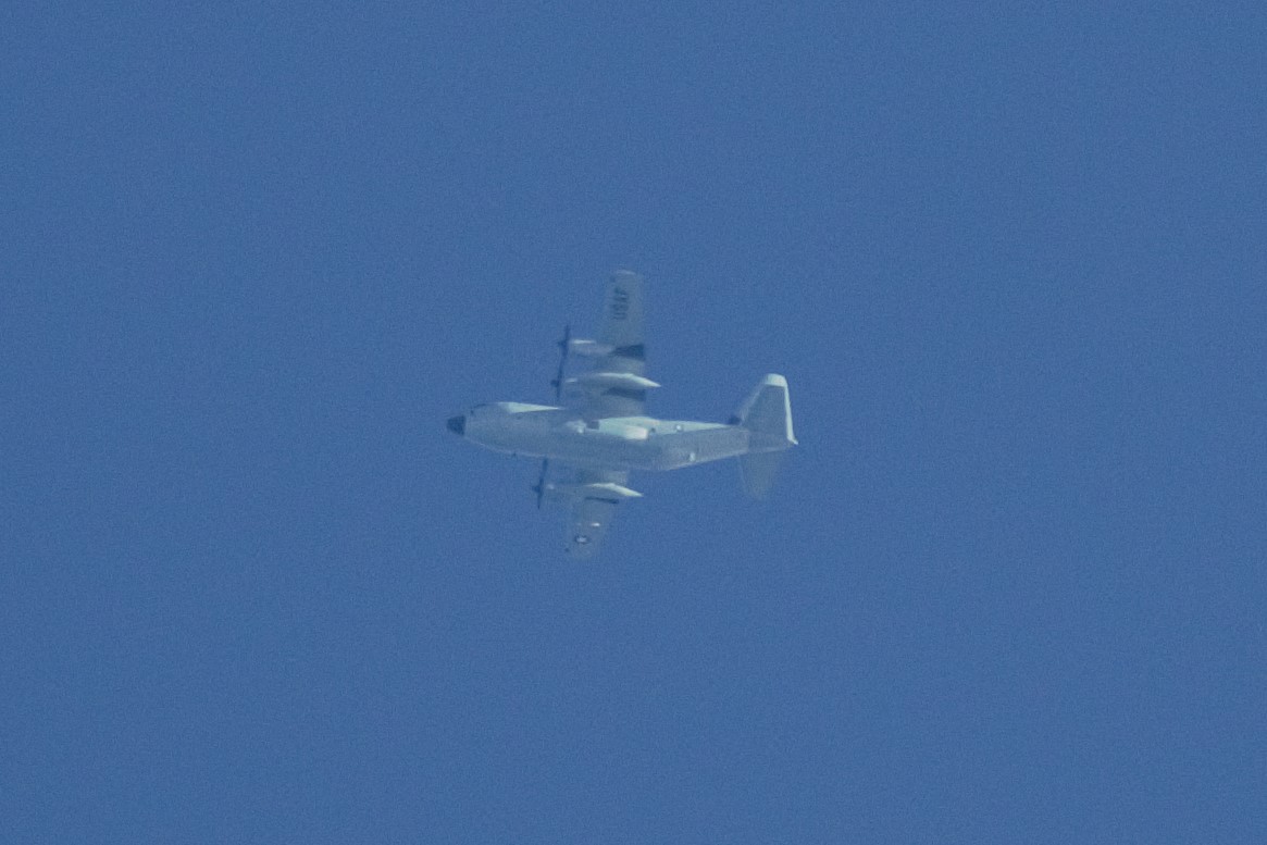 athomespotter's tweet photo. Caught x2 USAF C-130s 97-5303 as "TEAL82" and 96-5301 as "TEAL83" passing through Southern California from Hawaii. https://t.co/4t7HzwYSqC