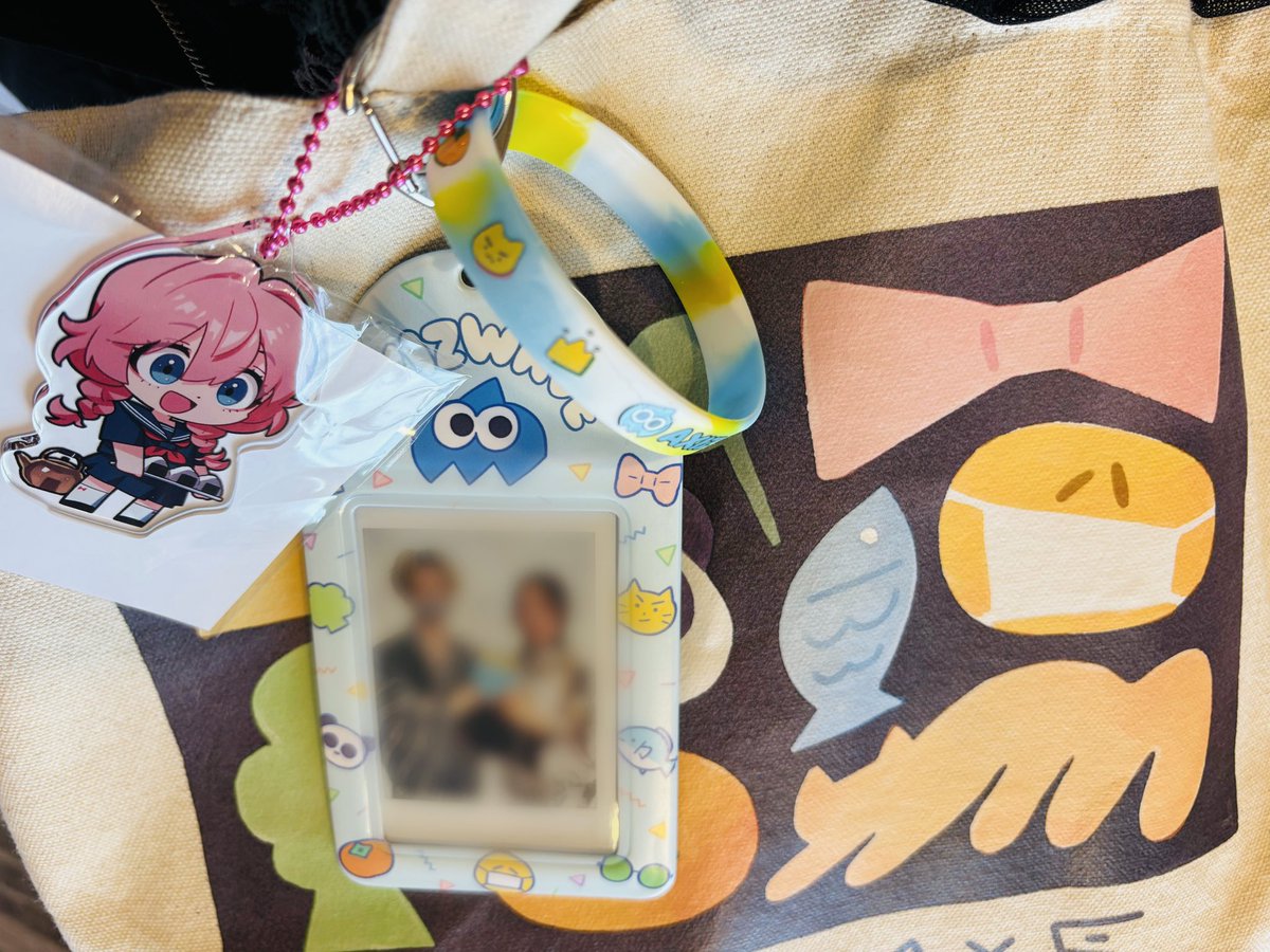 Rururu_t_'s tweet photo. 今日〜〜〜(会場には行けない) https://t.co/pb9dhefVaL