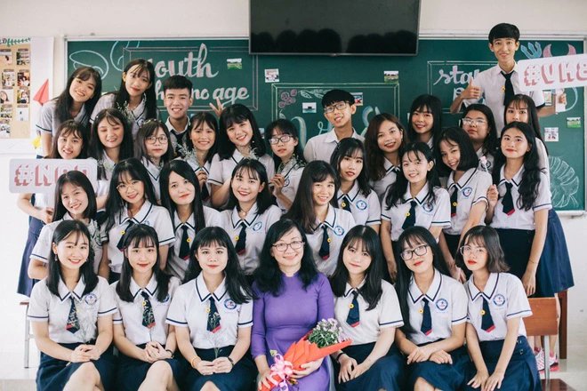 thayhaluan's tweet photo. Khóa học ôn thi chuyên lý vào lớp 10 chất lượng tốt
Xem chi tiết: https://t.co/qVQKewQzP2

#onthichuyenly #ly9 #onthivaolop10chuyenly #onthihsgly9 #khtn9 #thayluan #onthichuyenly10 https://t.co/DtsMFeN0iO