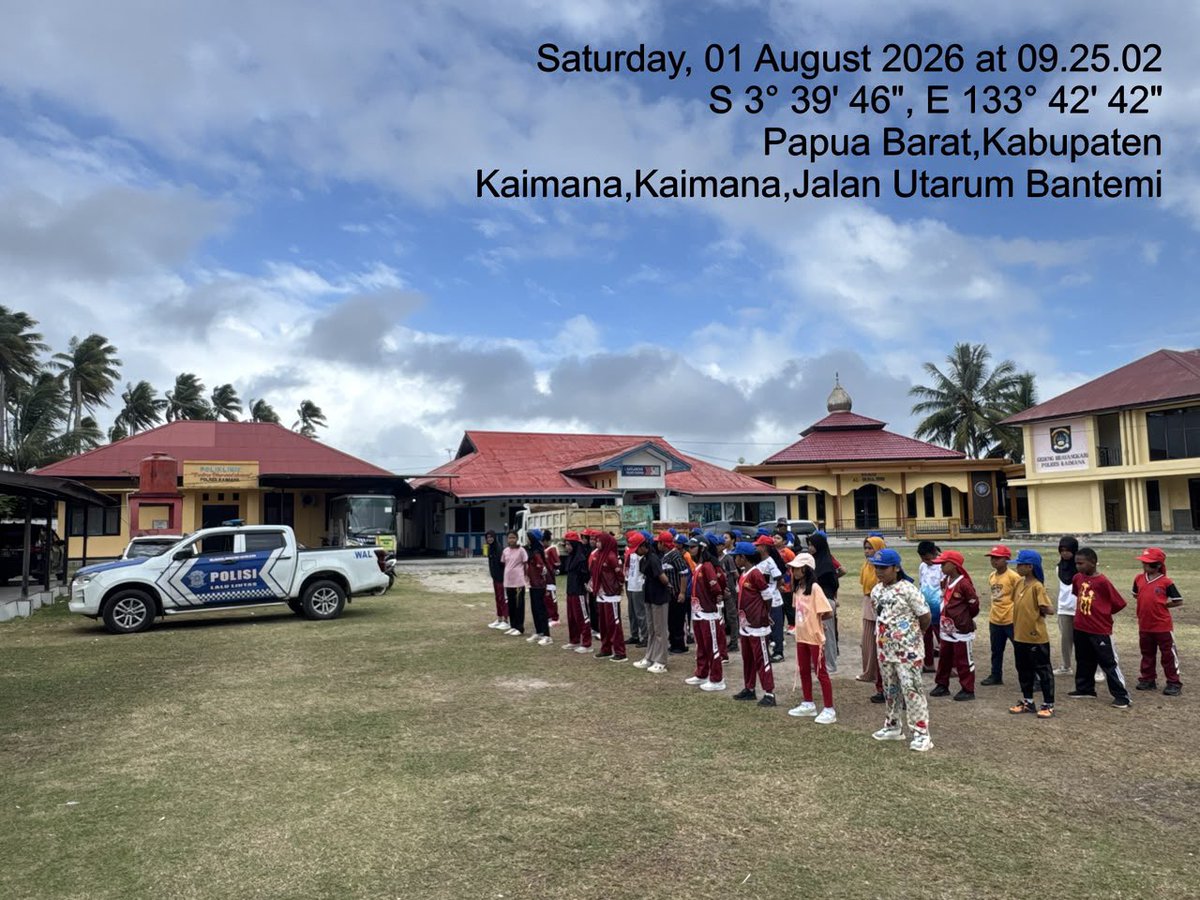 LTSKAIMANA2209's tweet photo. “Pembinaan Pocil Satlantas Polres Kaimana”

#satlantaskaimana #dikmaslantaspolri #irsmm #lalulintas #rasirosakorlantas #ntmc_polri #ditlantaspoldapapuabarat #kaimana #pelayananpublik #polripresisi #polreskaimana #kapolreskaimana #polantashadir #polriuntukmasyarakat https://t.co/0QcKhXCM6k