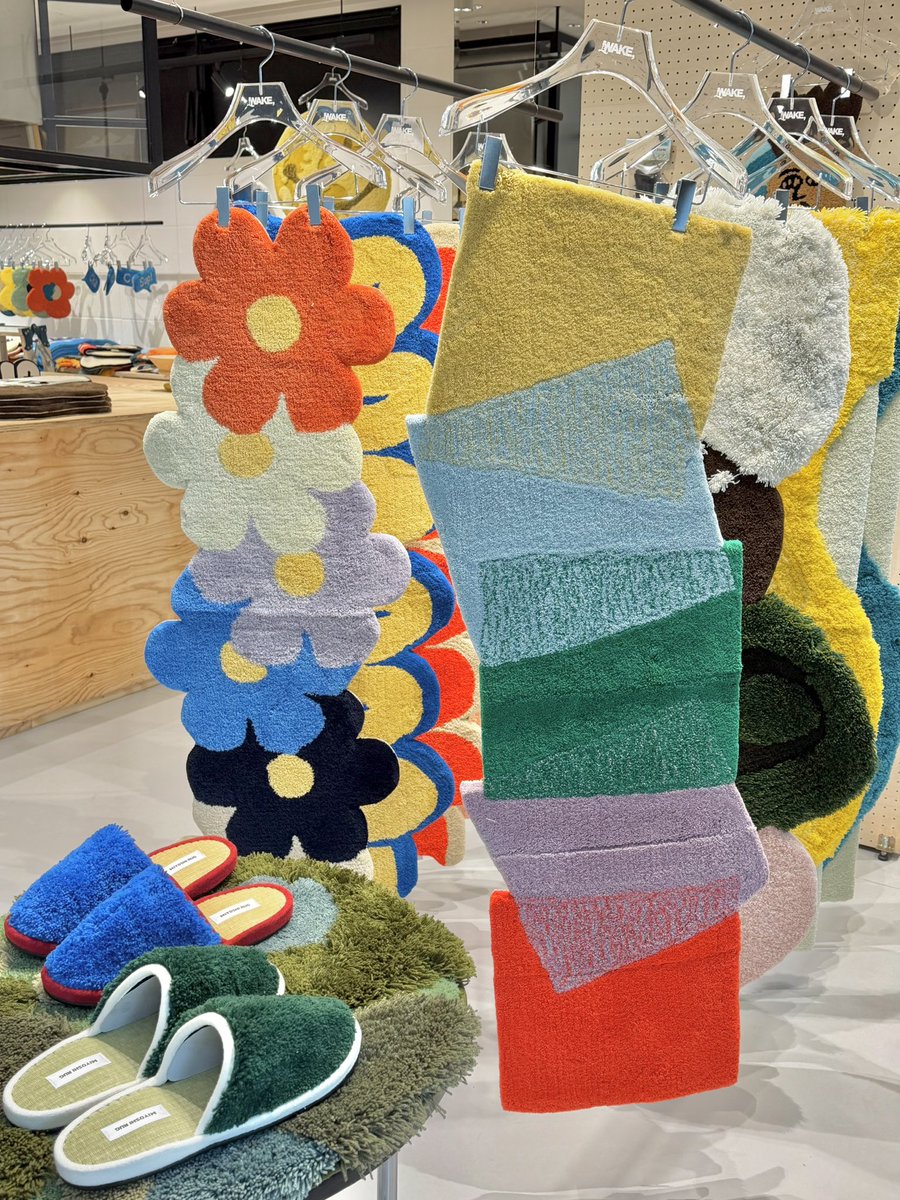 バナナマン ラグマット ポップアップストア 2025 新品　絨毯　即完売品 MIYOSHI RUG / EVANS on X: 