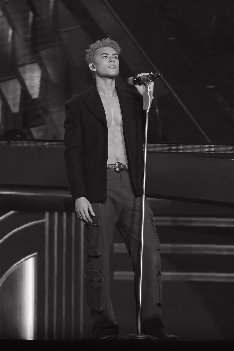 Butterflynabe's tweet photo. เล่นกับใจหรอ ก็มาดิ

#JossGawinConcert
#JossWayar https://t.co/8tdZicfLxg