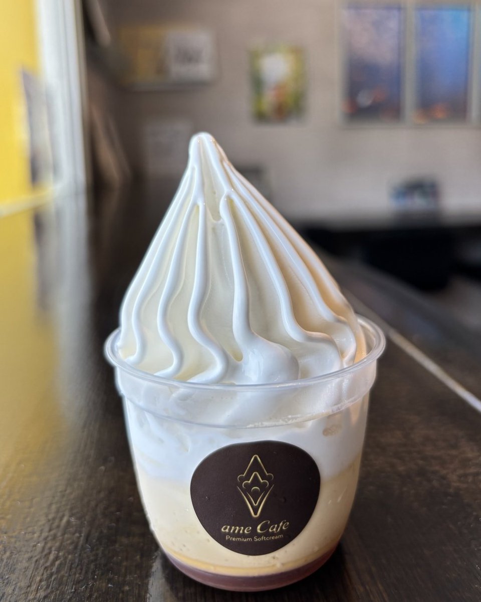 ameCafe2's tweet photo. 本日20時からLIVE配信します。新メニュー発表します🍦暑いですね🫠プリミア、飲むソフトクリームアムシェイクが沢山出そうです！冷たい物が美味しい温度です。 https://t.co/2jaOtA62xw