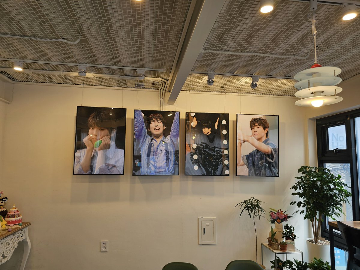 happy_seongpil's tweet photo. 𝙃𝘼𝙋𝙋𝙔 𝙎𝙀𝙊𝙉𝙂𝙋𝙄𝙇 𝘿𝘼𝙔 :: 𝙋𝙄𝙇𝙂𝙍𝙄𝙈

조성필배우님의 
생일축하 카페이벤트 준비완 ｡◕‿◕｡

배우님의 생일을 함께 축하해주세요💚

ꯁ 2026. 8. 1. - 2026. 8. 6.
ꯁ 눅하우스(종로구 대학로 14길 21, 2층)

#HAPPYSEONGPILDAY
#성필이와_함께_걷는_시간 https://t.co/2APYBW622I