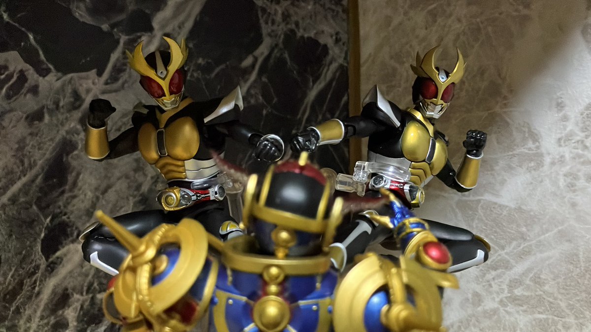 kuuga19931's tweet photo. #8月になったのでフォロワーさんに自己紹介しようぜ 
初めまして俺は社会人.『皇来ルリ』‼️、好きな真骨彫ライダーアーツ達をのんびり撮りながらゆっくりして秋葉原も大好き🚉…色んな界隈の皆と話していっぱい仲良くしたいので8月もよろしくね🌻
#Twitter自己紹介カード #特撮好き人と繋がりたい https://t.co/Twy9PWI8io