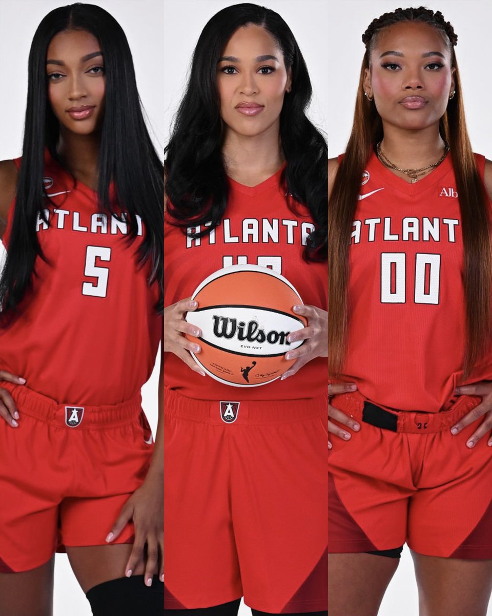 trendyhoopstars's tweet photo. Atlanta’s Frontcourt Tonight

Angel Reese: 21 PTS | 13 RBS | 2 AST | 2 STL
Naz Hillmon: 18 PTS | 3 AST | 1 STL | 1 BLK
Bri Jones: 14 PTS | 5 RBS | 4–5 FG | 6-6 FT

✨ https://t.co/jVoUo80Rky
