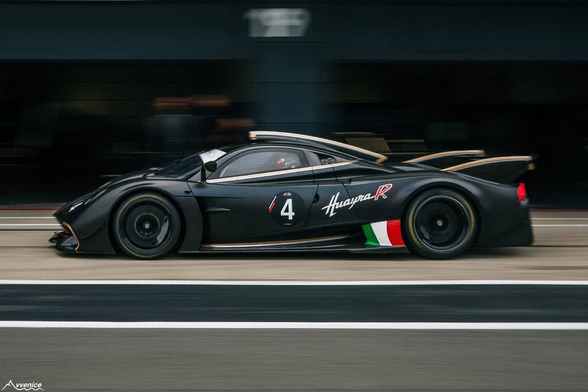 avvenice1's tweet photo. Discovering Avvenice Official Partner Evo Tech https://t.co/9L6tQTwslw #evotech #carbon #carbonfiber #carbon #purecarbon #lamborghinicarbon #fashion #pitti #lamborghini #ferrari #mclaren #porsche #handmade #madeinitaly #handcrafted #trueleather #luxury #excellence #elle #vogue https://t.co/Z35oX4Ae63
