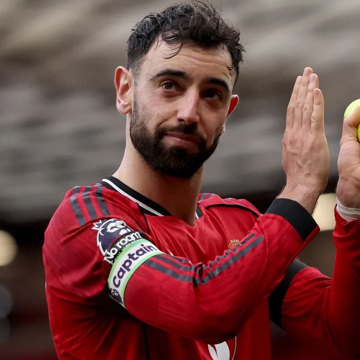 TouchlineX's tweet photo. 🚨 𝗖𝗥𝗔𝗭𝗬 𝗦𝗧𝗔𝗧: Bruno Fernandes has led the Premier League in chances created in the last 4 seasons. https://t.co/sxbgaA0qEl