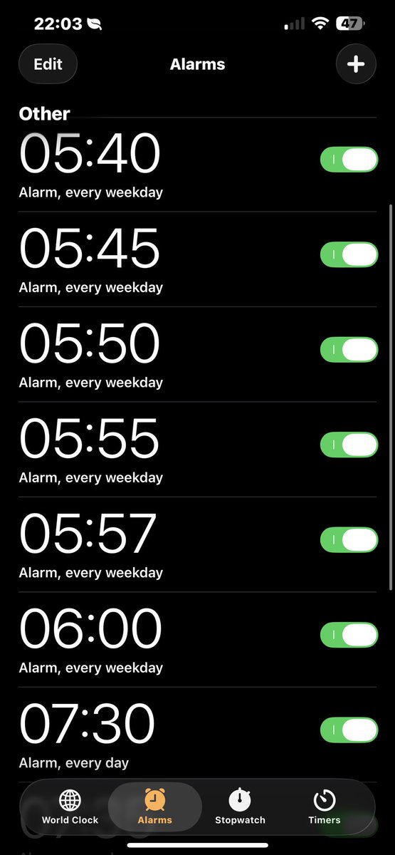 tookrucial's tweet photo. what if i just wanted to sleep https://t.co/ry8A3R88kd