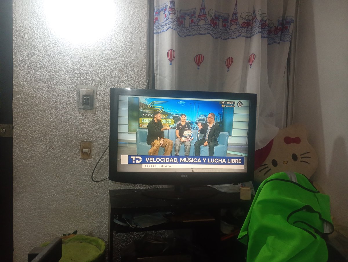 Ulexdj's tweet photo. Quiero boletos para el speed fest . El artista será el flaco ex de recoditos
@telediario https://t.co/o6ZCuLNA44