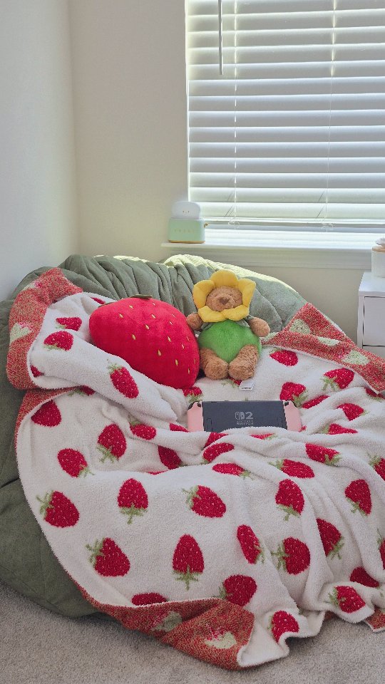 berrycozyfox's tweet photo. ˚˖𓍢ִ🍓. ݁𐙚

Just a girl who thinks strawberries are extremely adorable. 🌱 

I hope you think of me when you see a strawberry hehe. 🩷 

partners 💫
•@misstricer •@berry_good_stuff •@yoyos.sekai •@orehnji 

⊹₊˚‧︵‿₊୨ᰔ୧₊‿︵‧˚₊⊹… https://t.co/OOjzB1gAxw