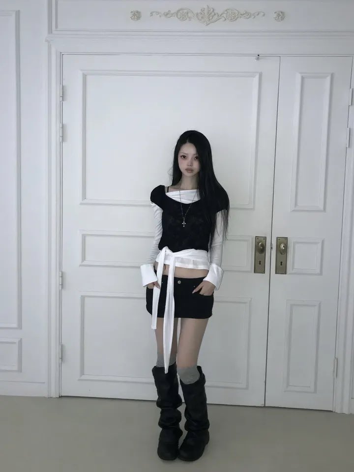 curatorswish's tweet photo. 검정이나 회색이 좀 더 무난한 꾸꾸 느낌 https://t.co/N99HNsyLsa