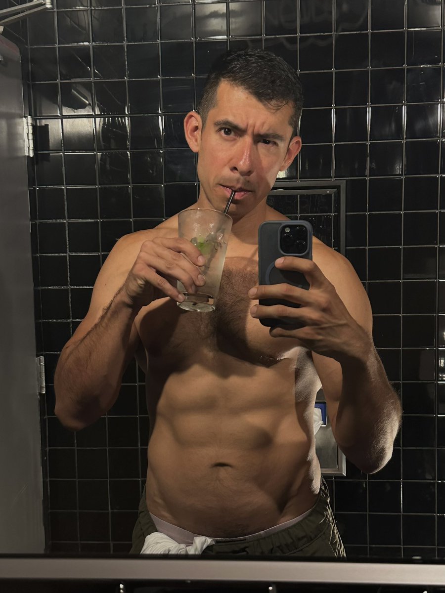 TrekDude tweet media