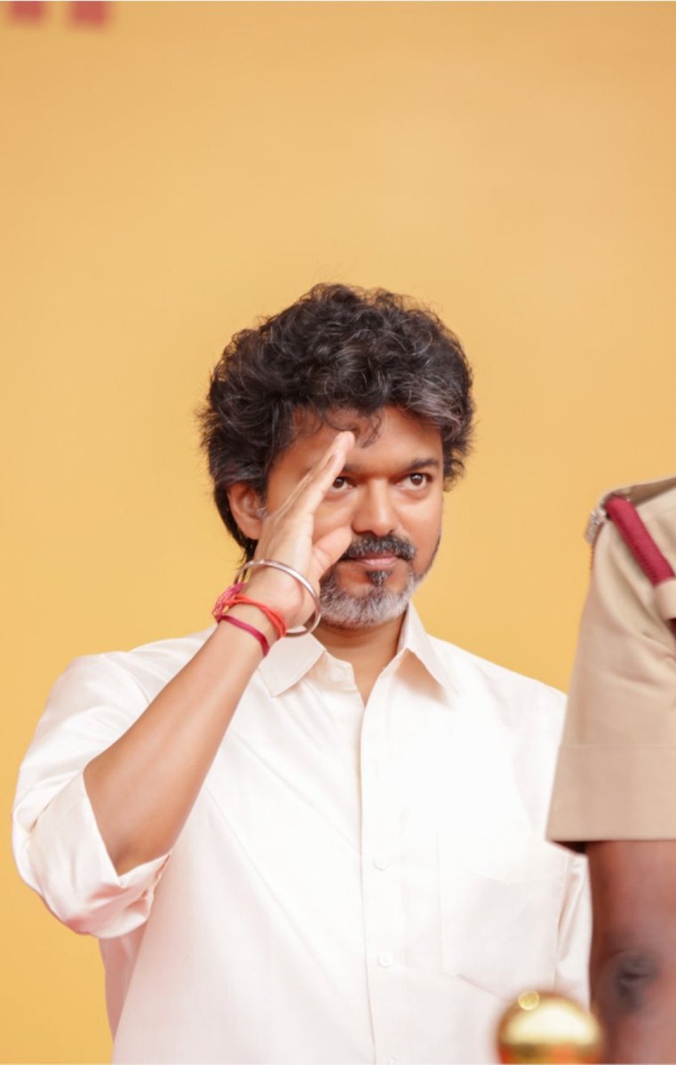 VijayFansPage's tweet photo. https://t.co/S8XT85g8v1
