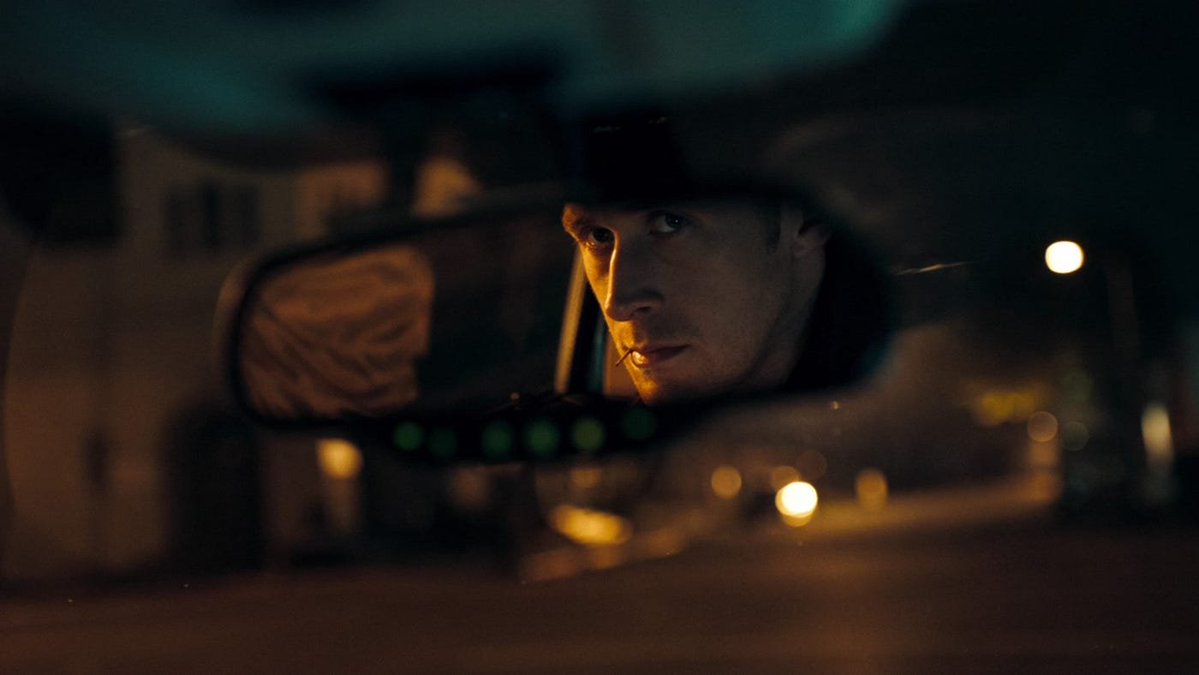sovietsoleri's tweet photo. @macaron_au_the I think LEDs also ruined modern cinema, almost all movies look washed out compared to the atmosphere of films from the 70s to like 2010. Drive feels so dreamlike because that version of LA doesn't exist anymore. https://t.co/0dK6K3Zcj6