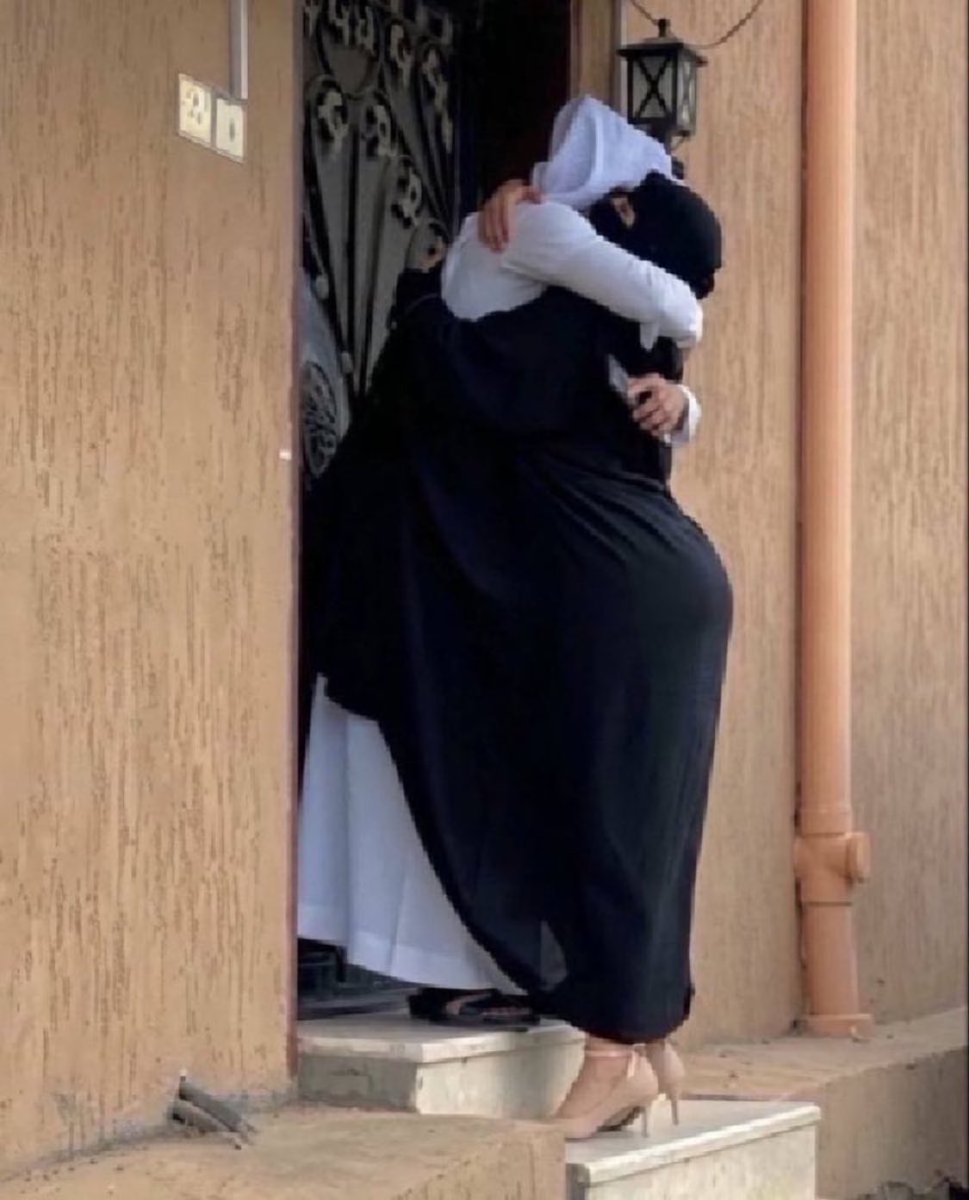 Abood1010910's tweet photo. الجنوب رافعين إيجارات الشقق : 
أنا كل يوم ققالط عند شهريه او عسيريه 🤦🏽‍♂️😂
من يقلطني ��ليوم؟
#ديوت_بدويٌّْ https://t.co/NILhAkybEB