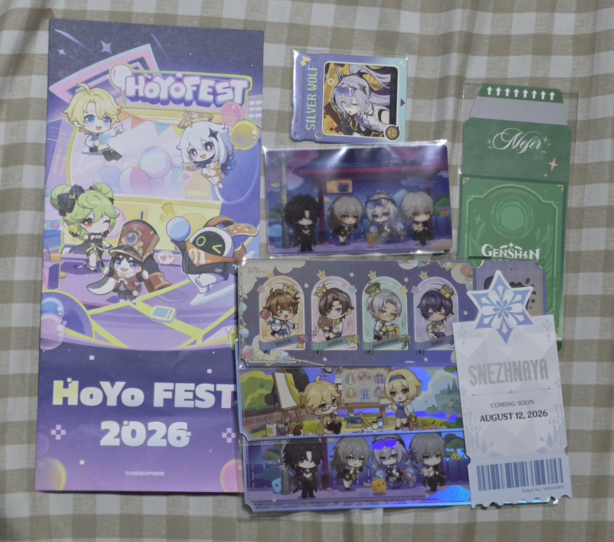 matveimaestri's tweet photo. Hoyofest 2026 haul !! I only meant to go on D1, but had to go back on D2 for the rest of my POs. Money well spent 😌 This will be a 🧵for the first time since the haul is rather... huge!

I'd dedicate a post for each artist, but twt doesn't like it 🧍 https://t.co/aZlLAqT4h8