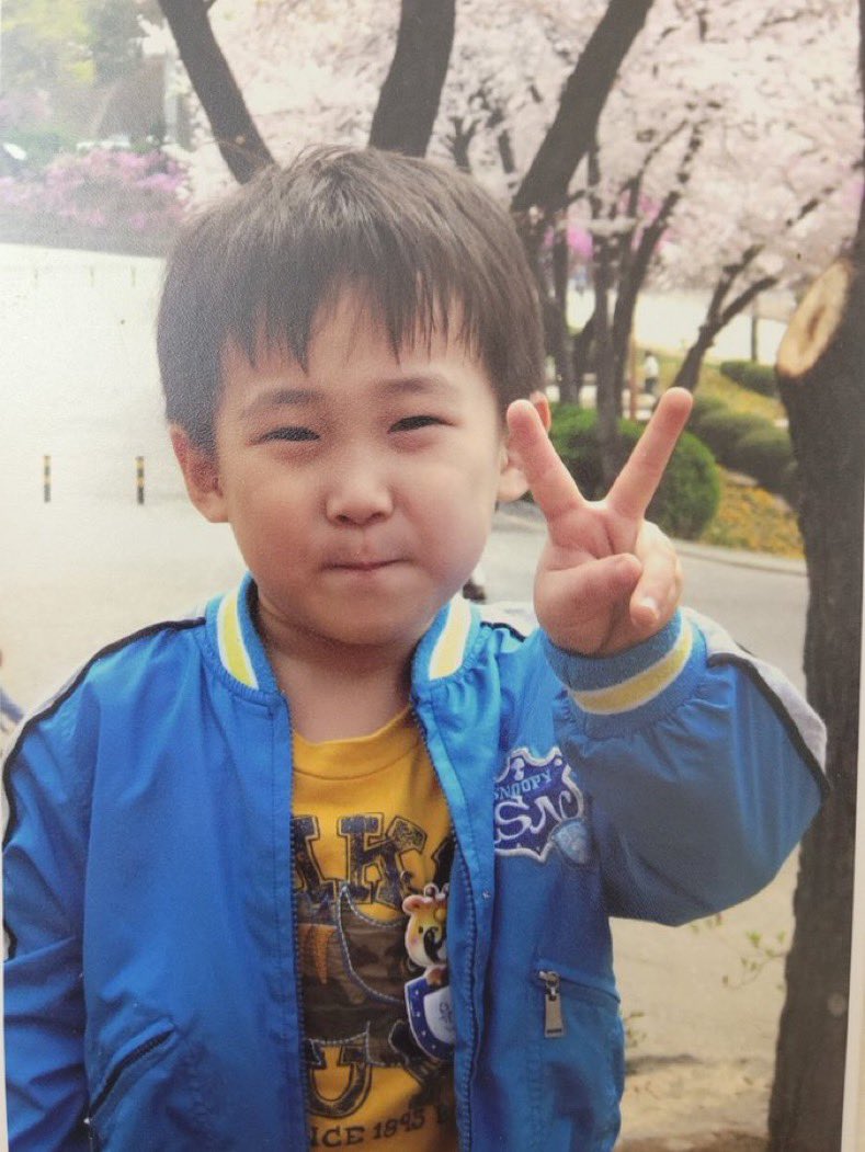 tigersjoha's tweet photo. 다들 그대로 큰 것 같아ㅋㅋㅋㅋㅋㅋㅋ
도영이 지민이 영철이 재현이 https://t.co/wrBleINF6A
