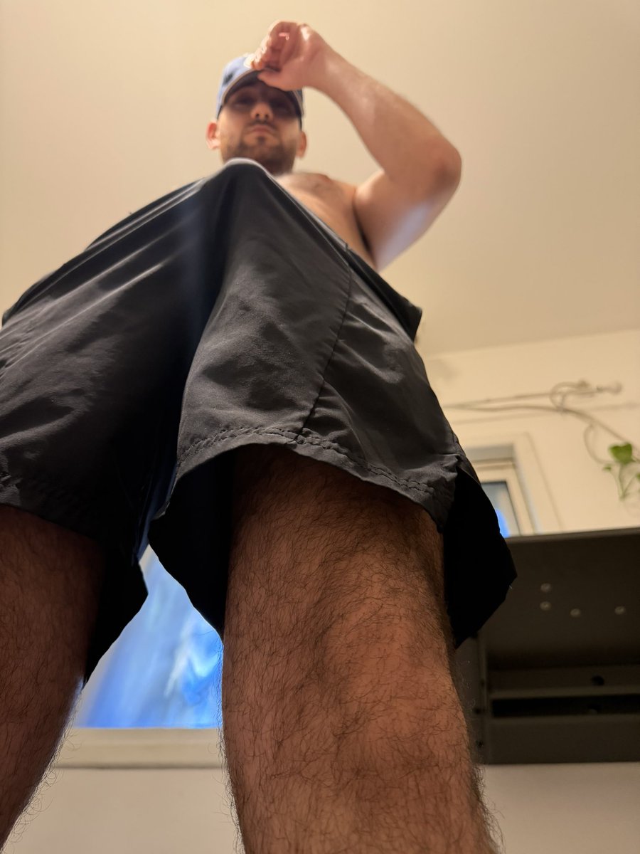 Findomsatan2's tweet photo. When you’re on all fours
Poppers ready to be inhaled 😵‍💫
Wallet ready to get Drained 💸 https://t.co/l8oTl2WsRk