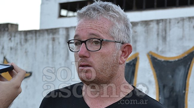 SoloAscenso's tweet photo. #PrimeraB | #Comunicaciones | Ante Liniers, Comunicaciones buscará seguir escalando
https://t.co/ulqz3Y2WOT https://t.co/LES22kFl9u