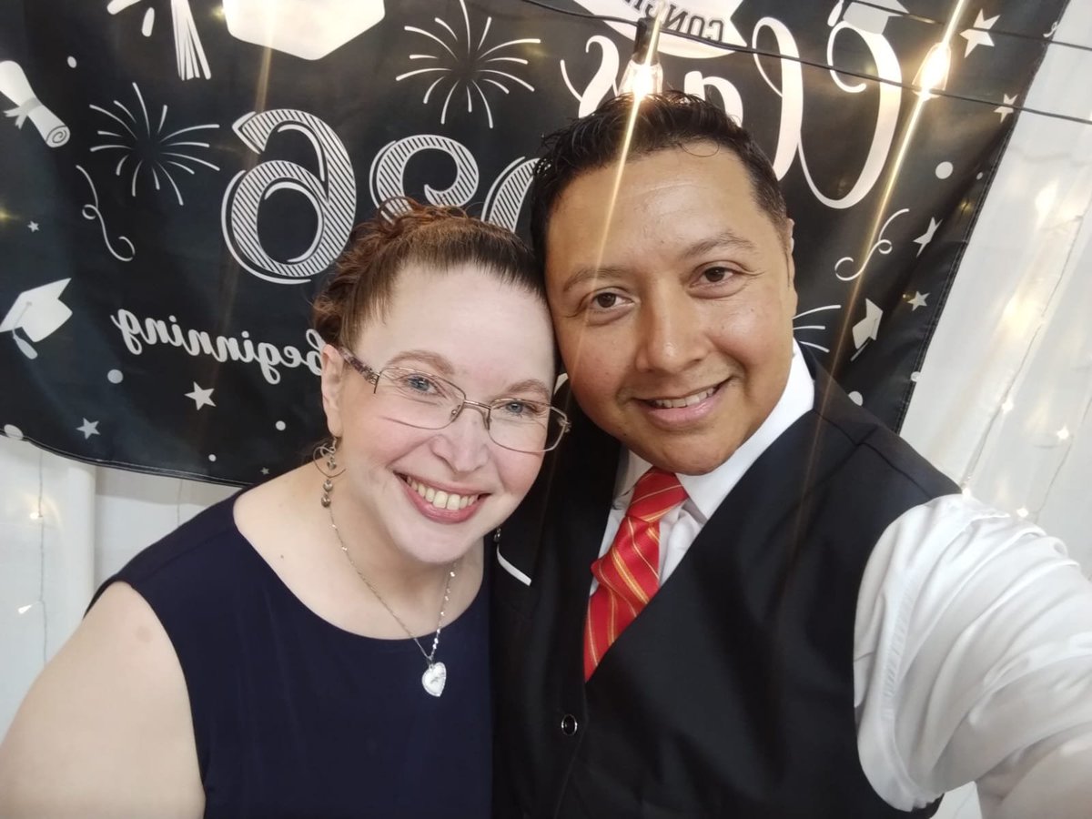 DebRuiz319's tweet photo. I told God I was terrified of a #longdistancerelationship... & He #RanWithIt! He helped to calm my fears because he gave me the RIGHT #LongDistanceLove! #fiancevisa πΊπΈβ€οΈπ΅π¦ #JustMarried https://t.co/hBle4DaCt0