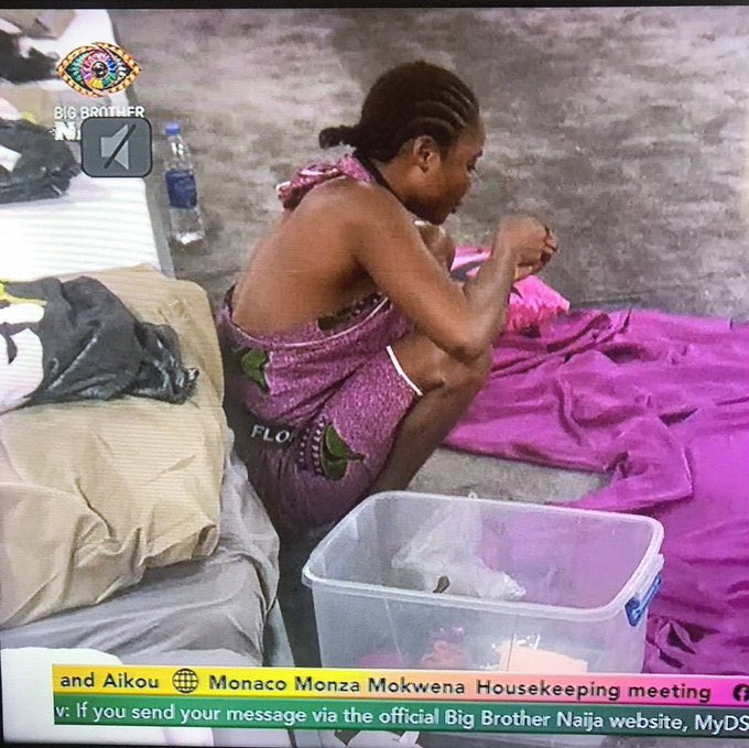 GistByJazzy's tweet photo. I’ve decided already, I’m standing with Flora. She’s confident, authentic, and doesn’t look like someone who’s afraid to be herself.
🌷🌷🌷🌷
#TeamFlora
#BBNaija
#BBNaijaS11 https://t.co/Qcq2JkW4Uv