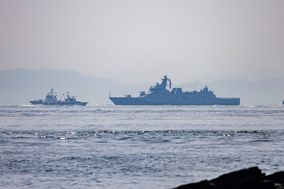 ibatara66's tweet photo. 🇮🇩インドネシア海軍「イ・グスティ・ングラ・ライ」
東京湾フェリーチャレンジはタイミングが早過ぎて撮れませんでしたけど観音崎通過と横須賀入港を。ステルス的なフォルムがとてもカッコイイ船ですね♪
ようこそ横須賀へ https://t.co/UXwZ6YNsla
