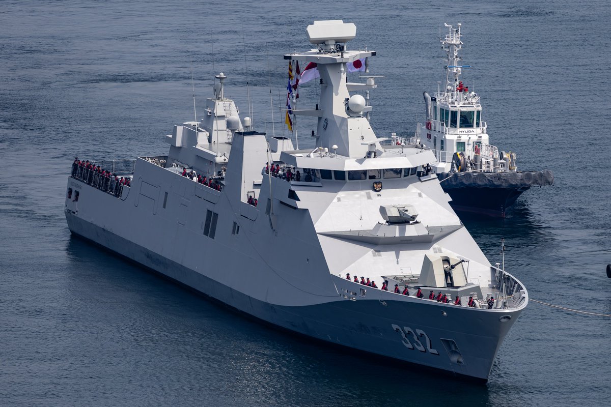 ibatara66's tweet photo. 🇮🇩インドネシア海軍「イ・グスティ・ングラ・ライ」
東京湾フェリーチャレンジはタイミングが早過ぎて撮れませんでしたけど観音崎通過と横須賀入港を。ステルス的なフォルムがとてもカッコイイ船ですね♪
ようこそ横須賀へ https://t.co/UXwZ6YNsla