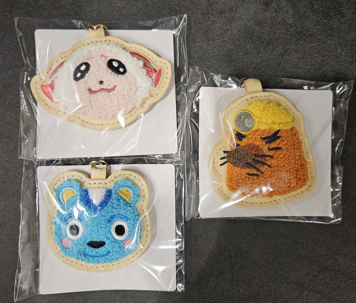 Rock_SG_'s tweet photo. 交換　譲渡　あつまれどうぶつの森　あつ森
さがら刺繍キーホルダー

【求】チャス

【譲】★ちゃちゃまる　リッキー　
リセットさん（譲渡の場合1000円）

★はリセットさんを含めての
取引を優先させていただきます。
また譲渡はリセットさんのみ可能です。

お気軽にお声掛けお願いいたします。 https://t.co/3IAoWdnPUO