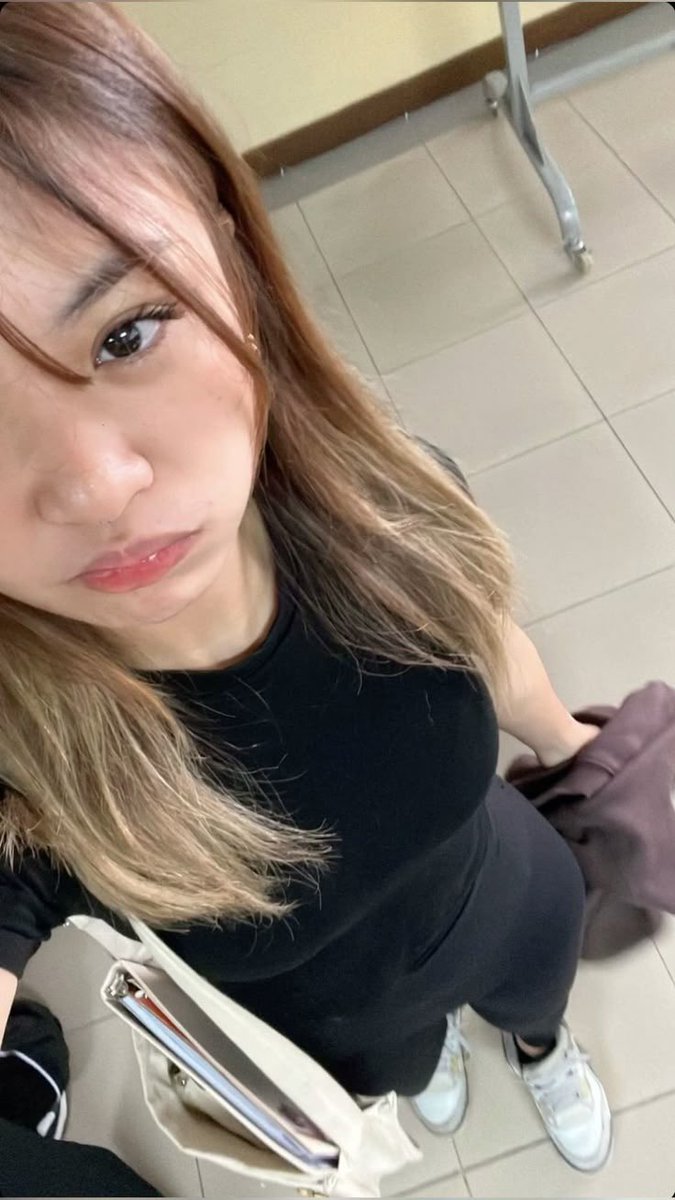 imfeeling0od's tweet photo. duhh gabagtha, lu minta di p3juhin dari atas ya? #gabagtha #sexy #crot https://t.co/l9SUMT5gDD