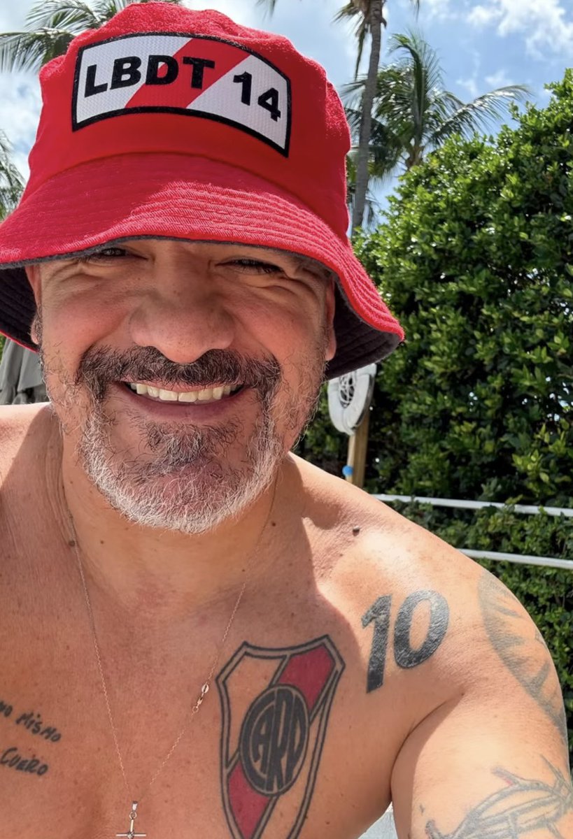 jotsoboy's tweet photo. Te amo Ariel Arnaldo “Burrito” Ortega. Te amo hasta el final de mi vida. Sos mi ultimo gran ídolo. Gracias por ser uno mas de nosotros. https://t.co/zs2ev7ncf6