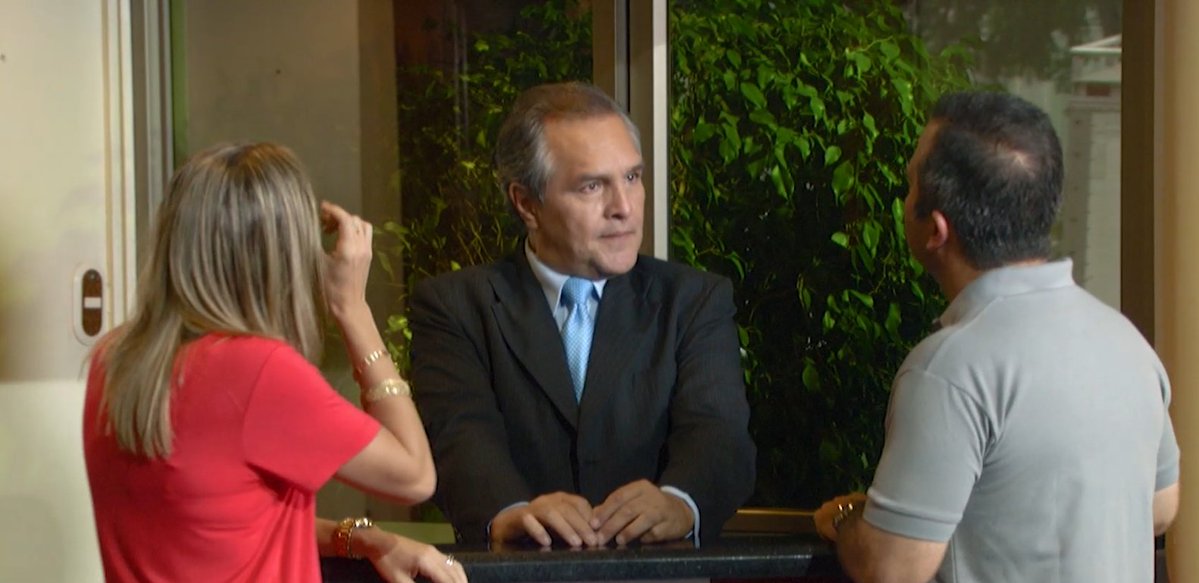teletica7's tweet photo. Vea #LaMediaDocena aquí: https://t.co/5PkvGh9iC8. | Rocío Carranza,  Alejandra Portillo y Gustavo Rojas protagonizarán el capítulo de hoy. ¿Listos para disfrutar de sus participaciones? 🙌 https://t.co/5IJWx068BI