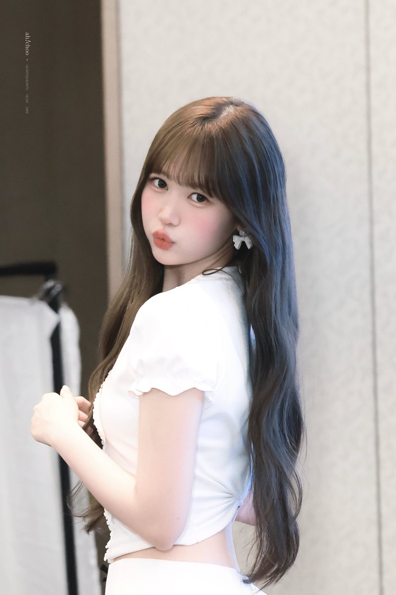 ahchoo_yeon419's tweet photo. 260731 #예온 #YE_ON #하츠투하츠 #Hearts2Hearts https://t.co/ZUWDsYxILd